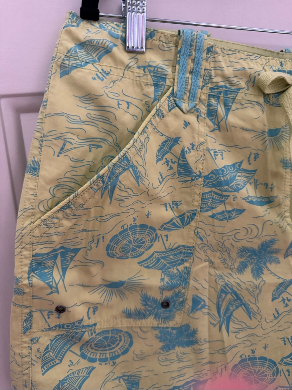Liz Claiborne Yellow Shorts with Teal Tropical Print - Picture 2 of 6